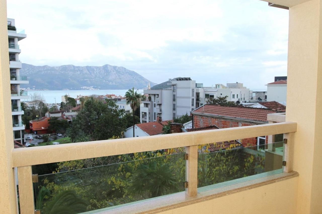 Luxury Apartment Big Blue Budua Esterno foto